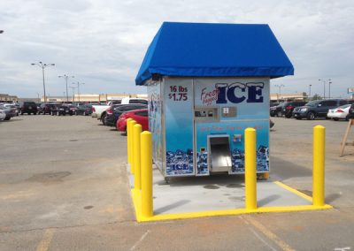 IM2500 Ice Vending Machine in Parking Lot - Buddy Wooley