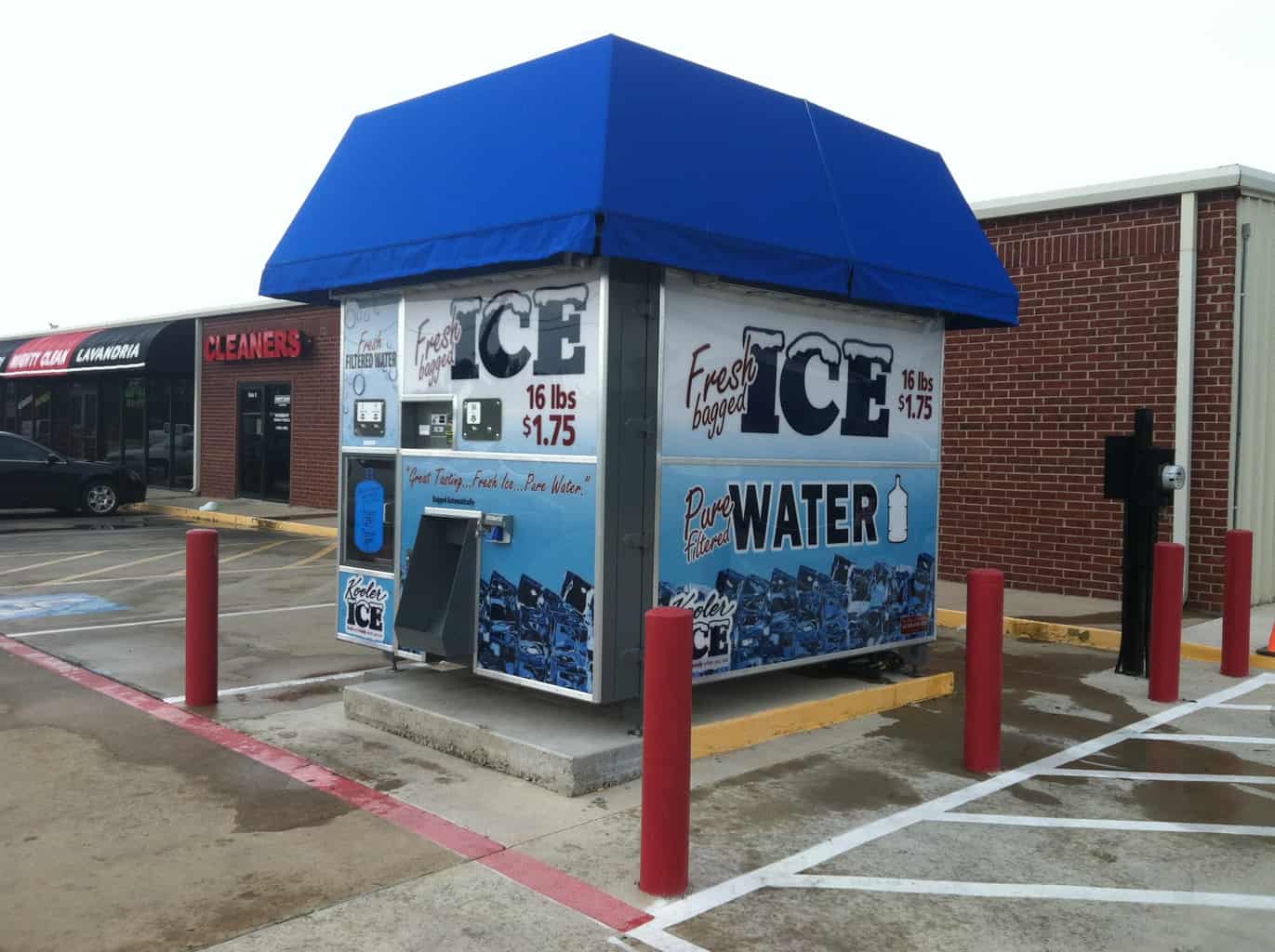 IM2500 Ice Vending Machine - Big Bin Texas